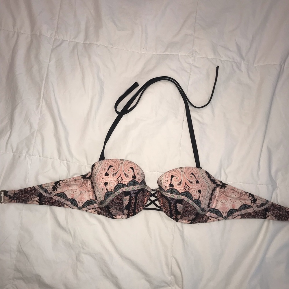 Victoria’s Secret bikini top